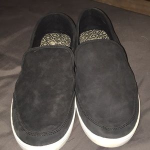 Sanuk slip ons!